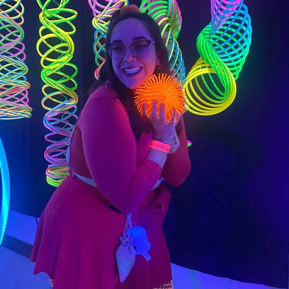 Meet your Posher, Jocelyn - Picture 1 of 1